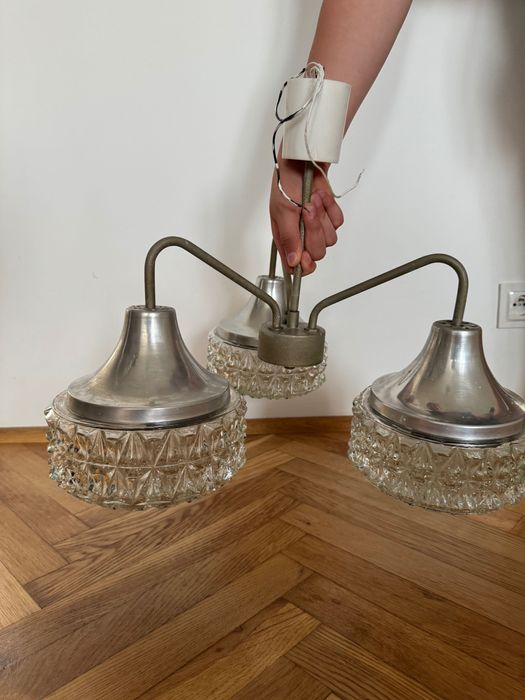 Żyrandol trzyramienny PRL