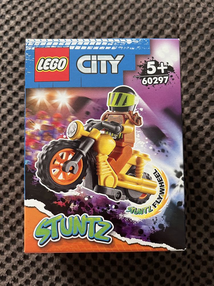 Nowe klocki Lego City Rakietowy Motocykl Kaskaderski 60297