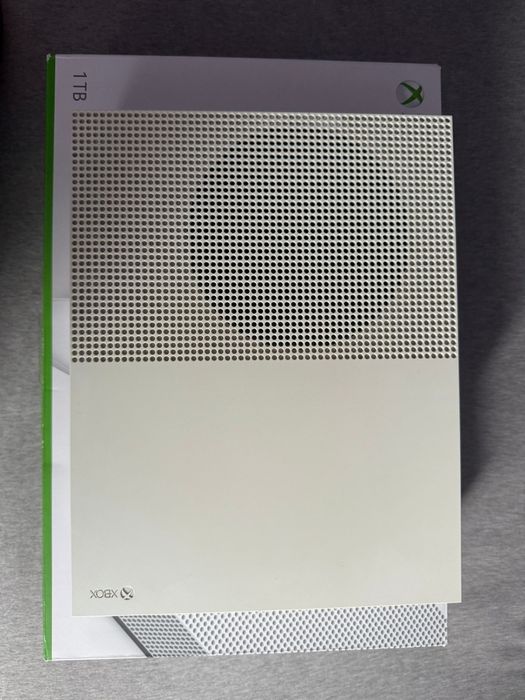 XBOX ONE S + Kinekt + 2 Pady + Gry