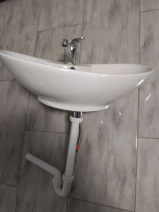 Umywalka nad blatowa łazienkowa