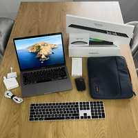 Laptop Apple MacBook Pro M2, MagicMouse, MagicKeyboard. Jak nowe!