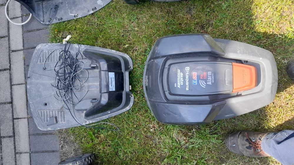 Roboty koszace Bosch Intengo Stiga Autoclip 127 i Husqvarna CS P1