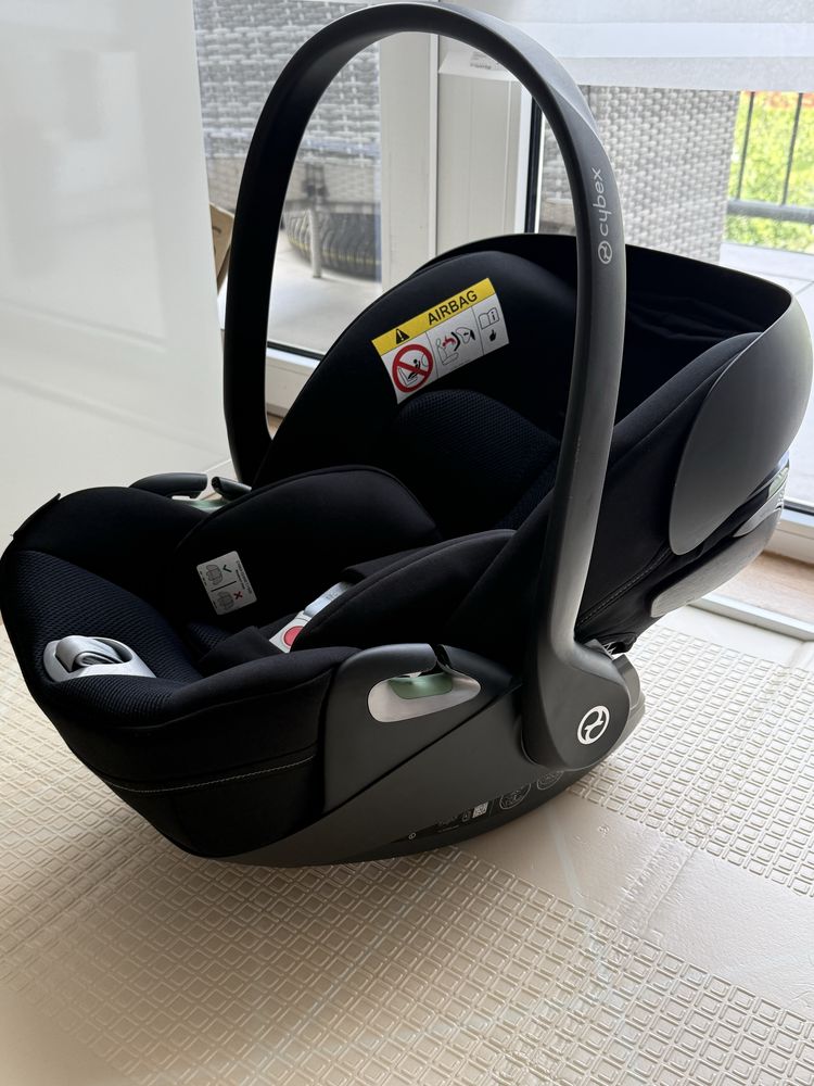 Nosidełko Cybex Cloud T I-Size Black Sepia Plus paź. 2024 i adaptery