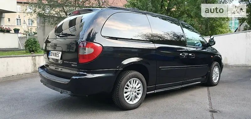 Chrysler Grand Voyager 2007 пристосован для людей на інвалідному візку