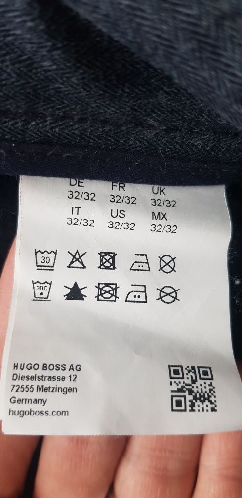 Spodnie Hugo Boss 32/32 jak nowe, szary, grafit regular fit