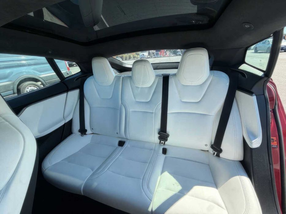 Tesla Model S 100D      2018