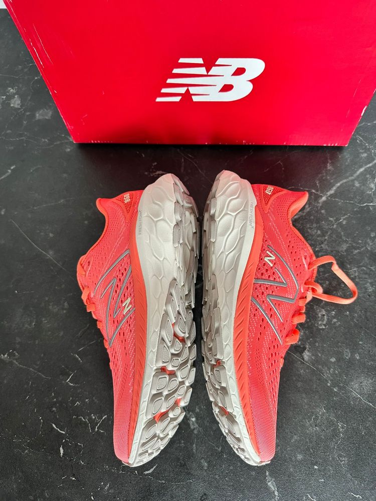 New Balance W860v13 “Red / White” | Rozmiar 38 EU | Nowe, oryginalne
