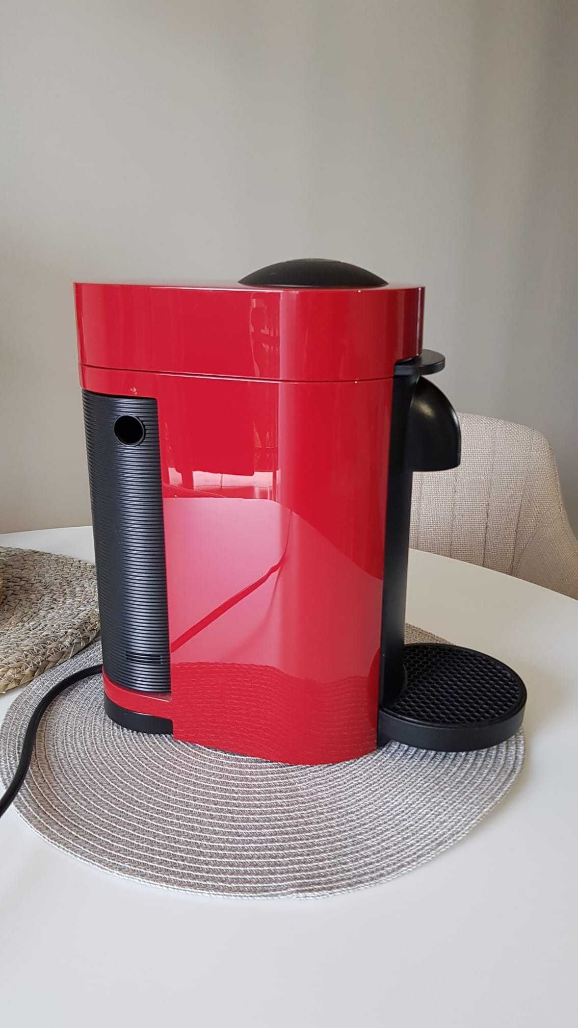 Ekspres do kawy Nespresso Virtuo Plus
