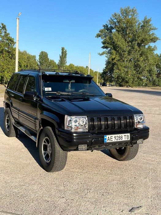 Продам Jeep GrandCherokee