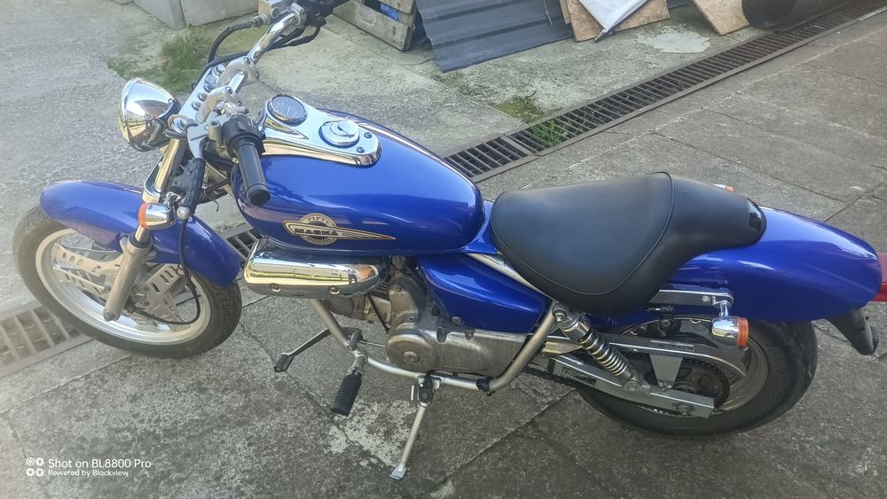 Продам Honda Magna 50