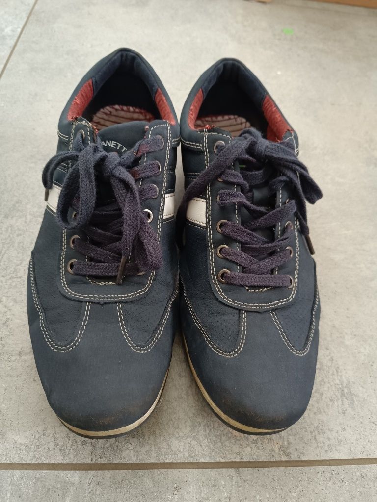 Buty chłopięce 40