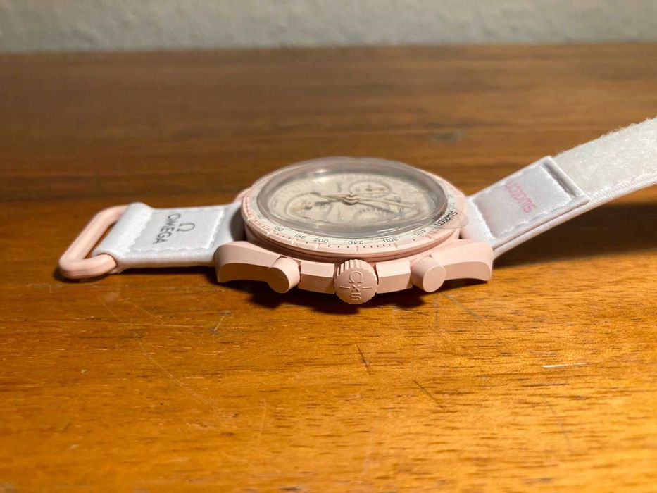 Misja Wenus: Omega x Swatch SO33P100 w Kolekcji Moonswatch