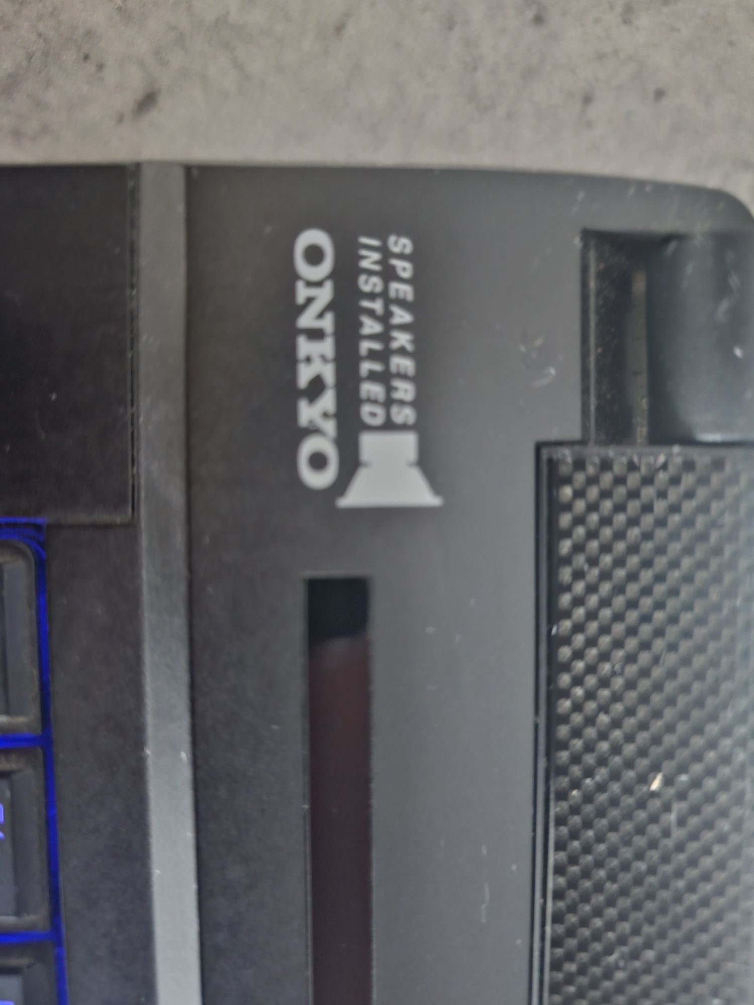 Portatil Clevo p170em