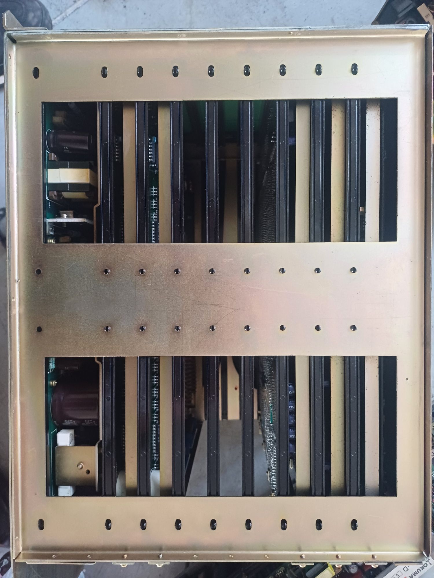 System sterowania OKUMA OSP OPUS 5000
OPUS 5000
CPU/IF RACK IIB
E7191-