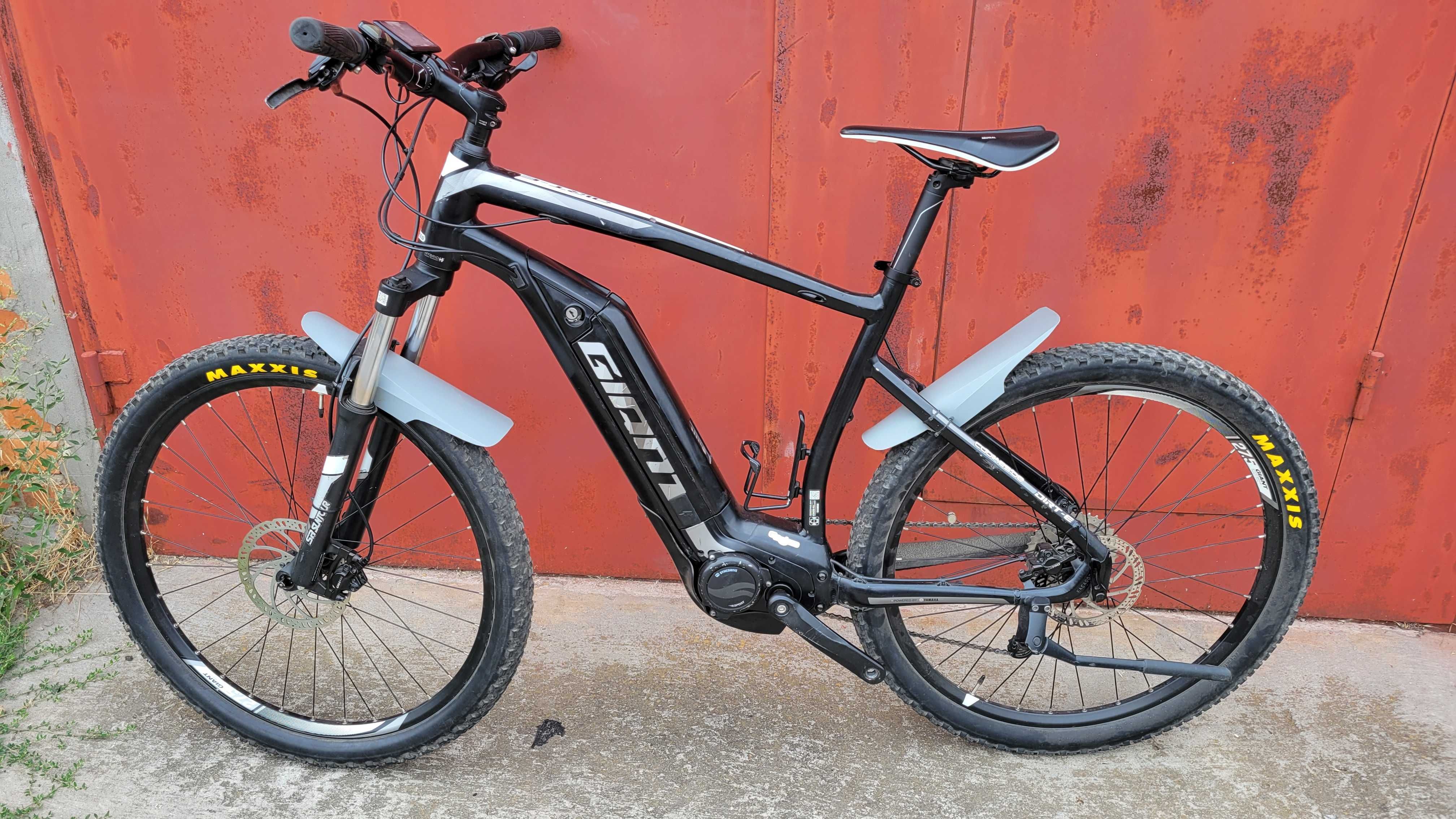 Електровелосипеди Cube Giant Bosch Yamaha