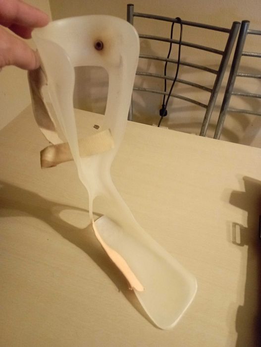 Protecaoes de joelho e pé