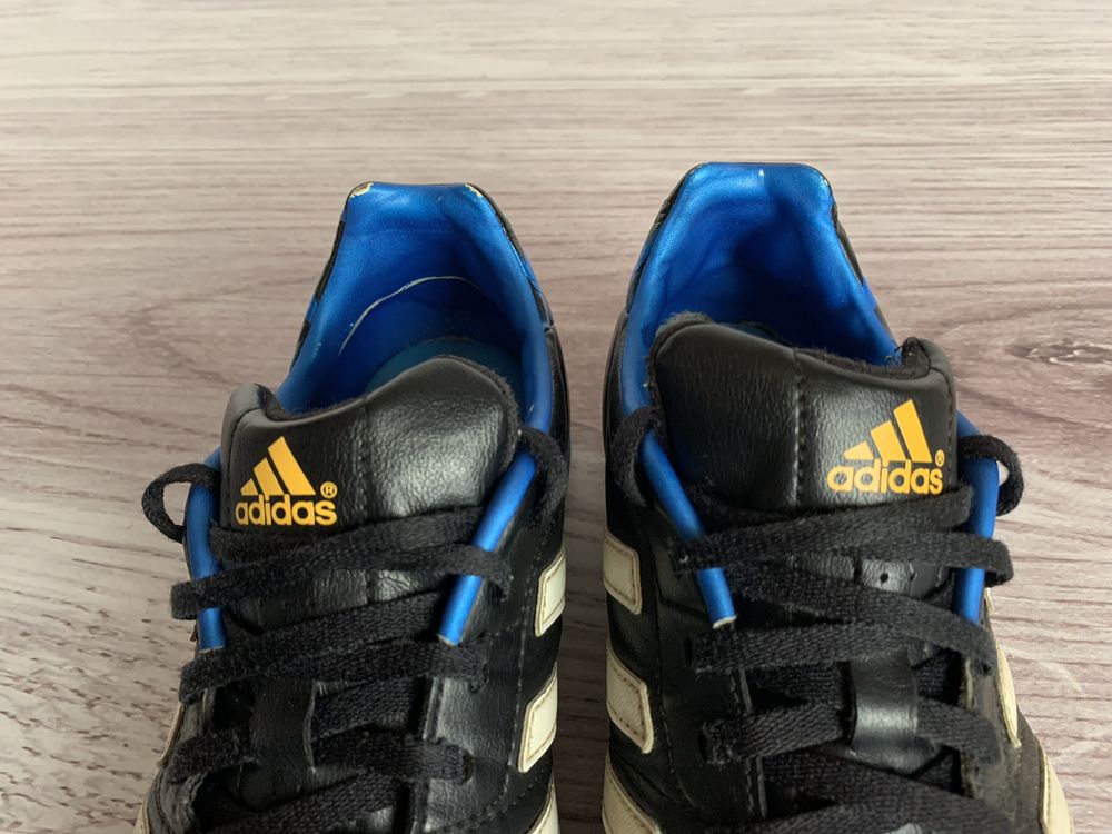 Футзалки, сороконожки Adidas, 40-25см.