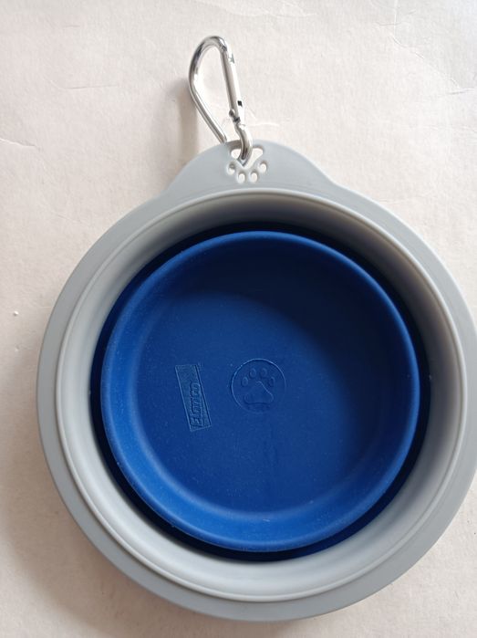 Składana miska 14 cm dla psa z karabińczykiem