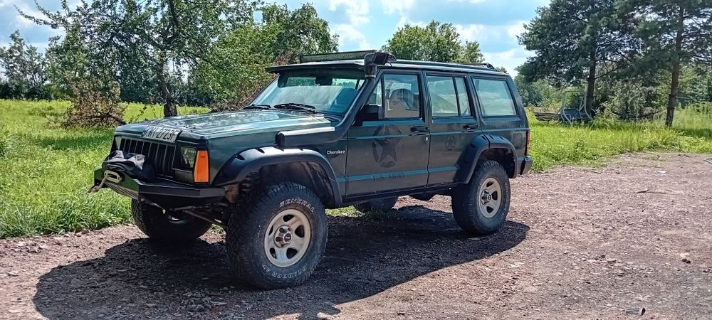 JEEP CHEROKEE XJ Lift 2" Koła 31"