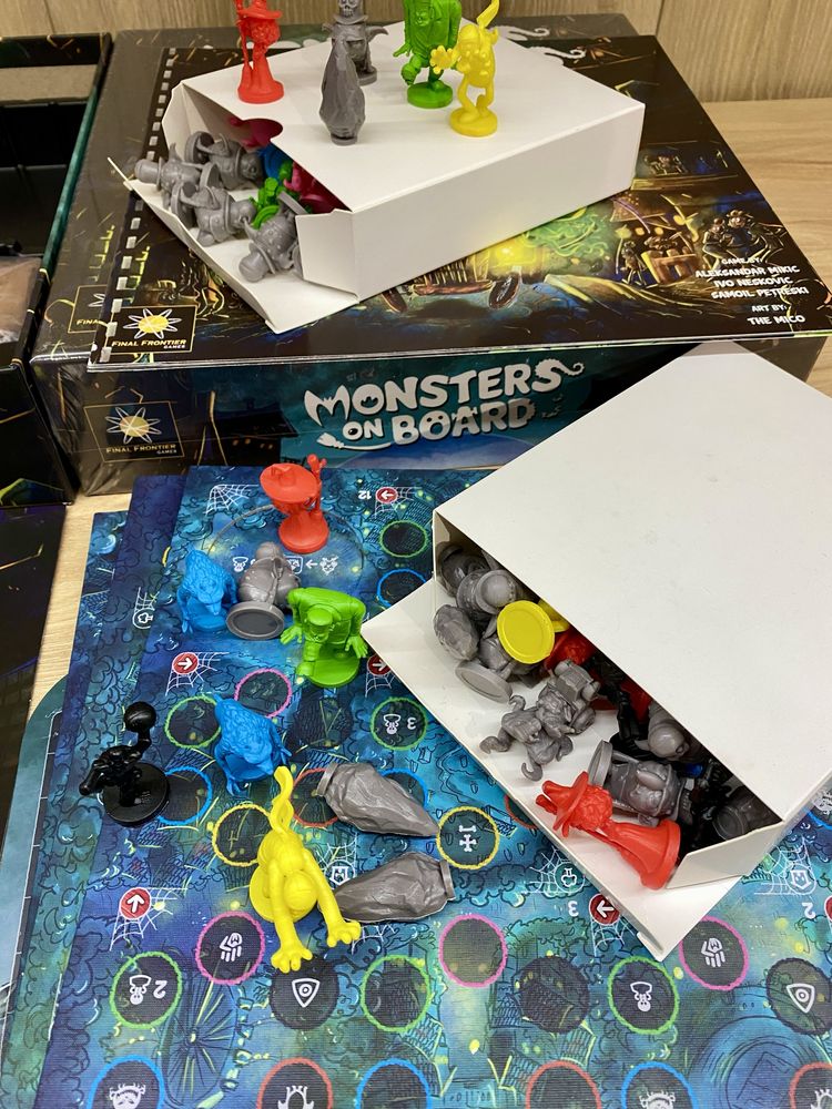 Настольная игра Monsters on Board