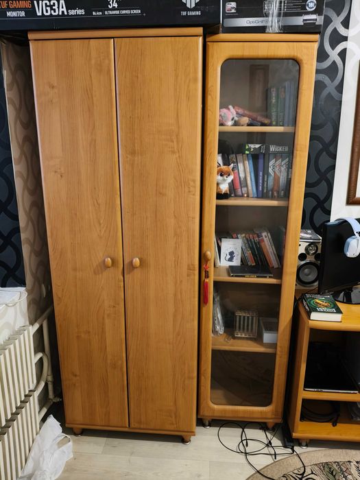 Комплект меблiв (шафа, пенал, стол)