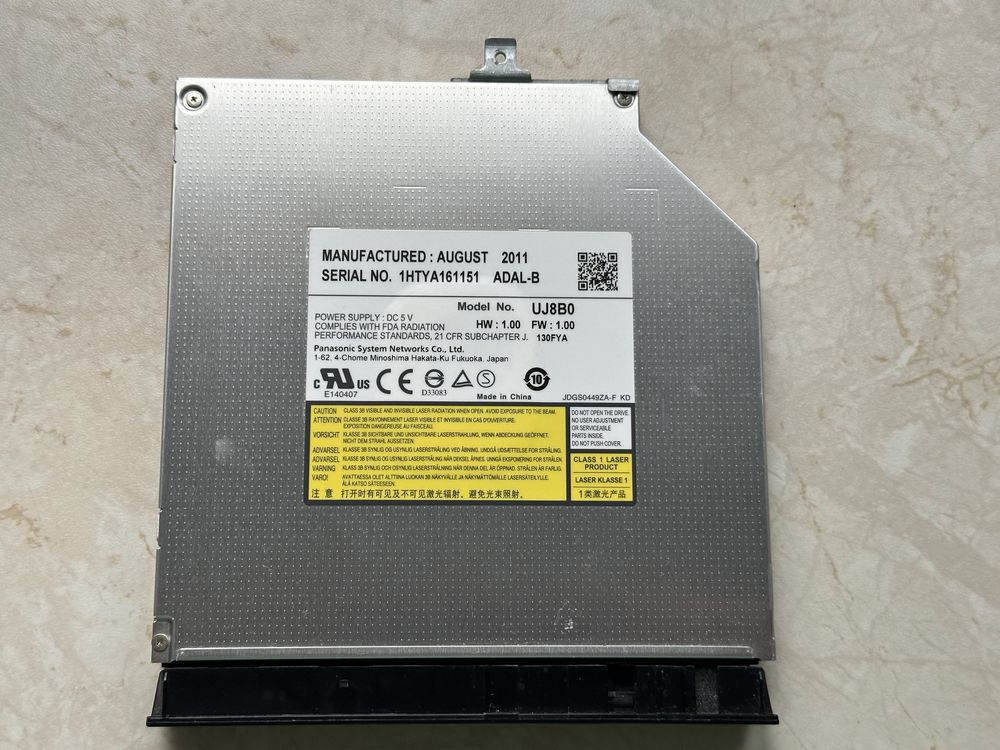 CD ROM UJ8B0 od laptopa ASUS