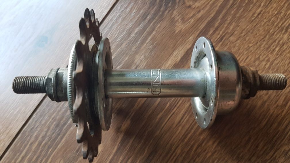 Dzwonek rowerowy, piasta ZZR Jaguar Huragan