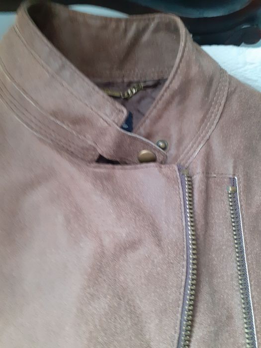 Blusão castanho em pele de porco