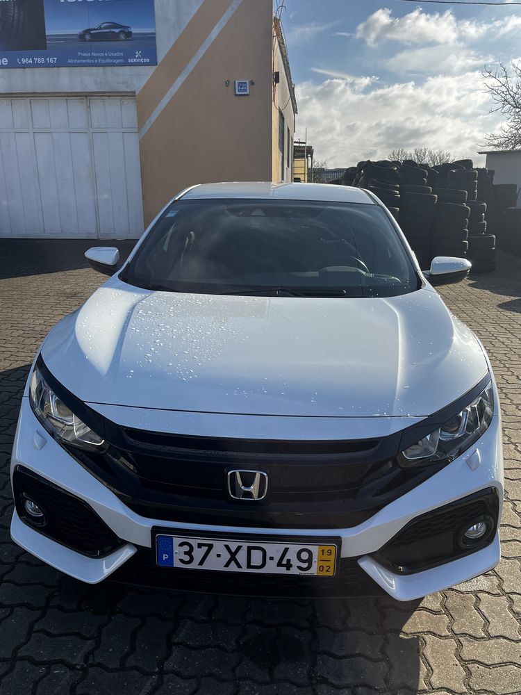 Vendo HONDA CIVIC 1.0 i-VTEC 2019 Elegance Navi