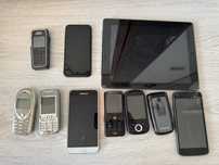 Zestaw telefonow w roznym stanie (ipad, apple,nokia)