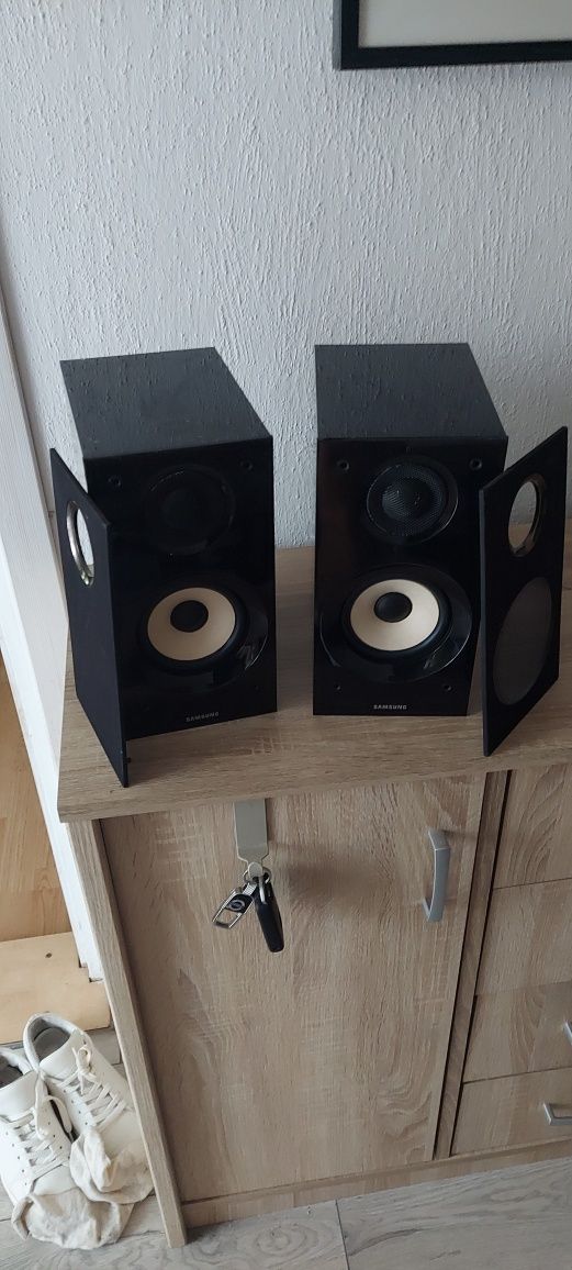Kolumny stereo Samsung