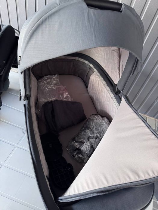 Універсальна коляска 3 в 1 CARRELLO Omega CRL-6545 Meteor Grey