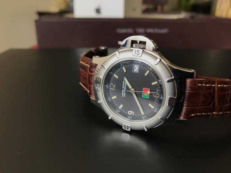 Camel trophy  watche Team Professional