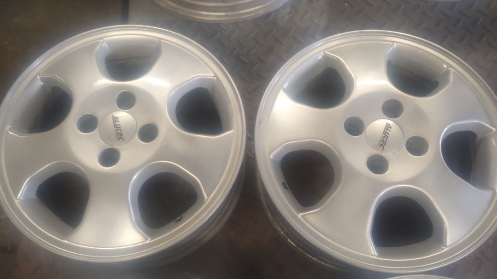 4x100 15  felgi aluminiowe  opel toyota fiat grande Punto honda felgi