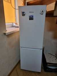 Продам холодильник Hisense
