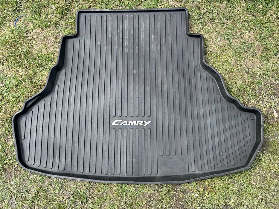 Коврик багажника Toyota Camry 55 USA (Оригінал)