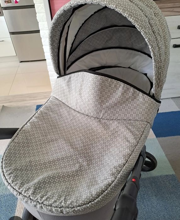 Sprzedam wózek euforia 2w1 z nosidełkiem