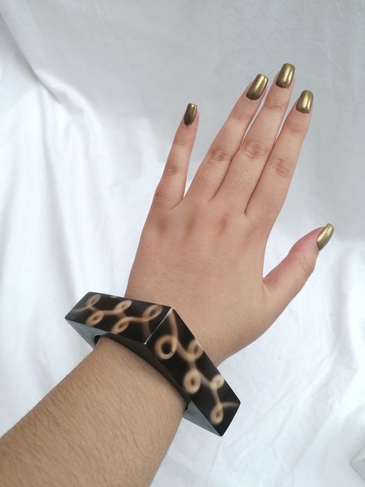 Pulseira quadrada