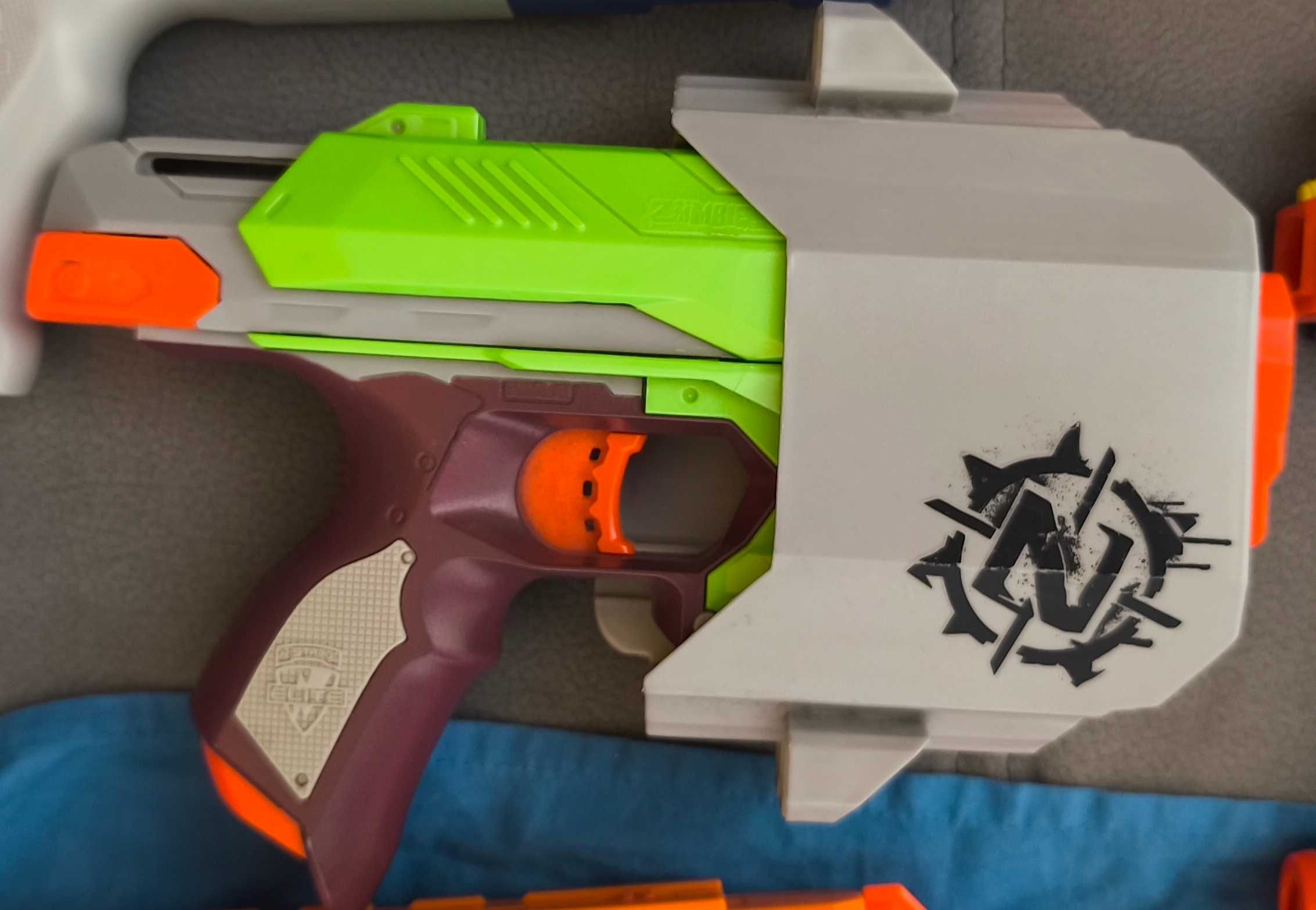 Nerfs - pistolas de brincar várias