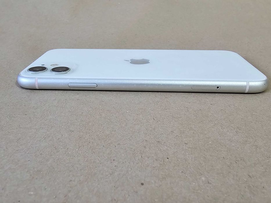 Iphone 11 128Gb 84% Bateria.  Excelente