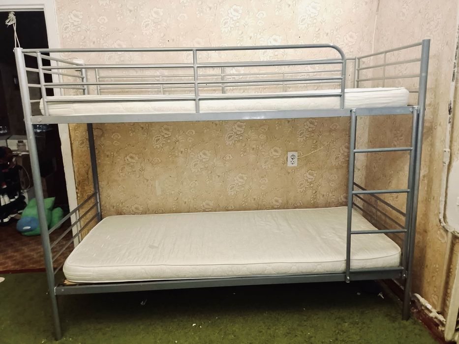 2х-этажная кровать/2-ярусне ліжко PLOVSTRUP 90x200 см металік