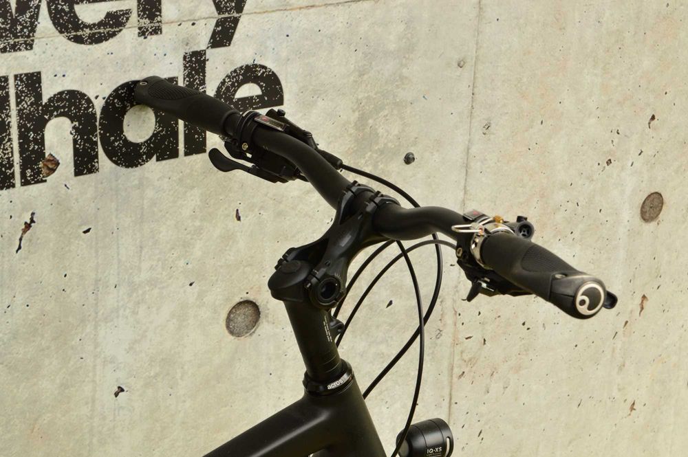 SIMPLON Spotlight II Shimano Deore 3x10 DT Swiss karbonowy widelec L