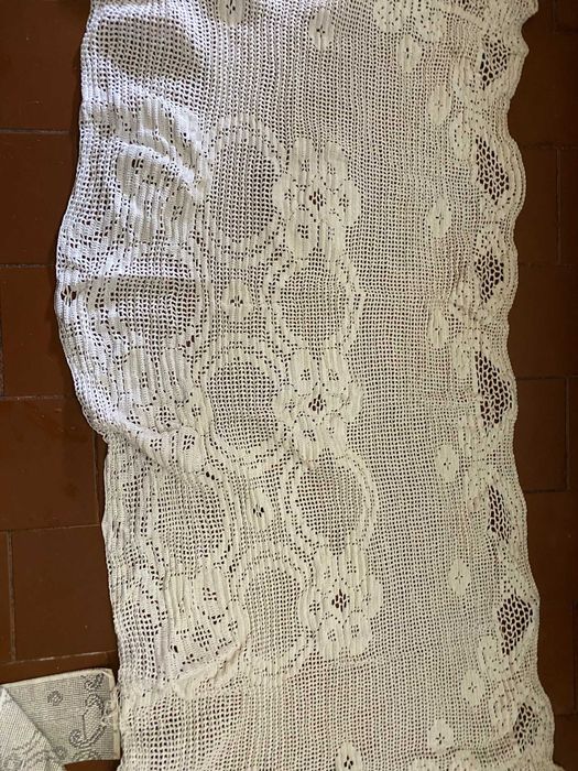 toalha media de renda branca