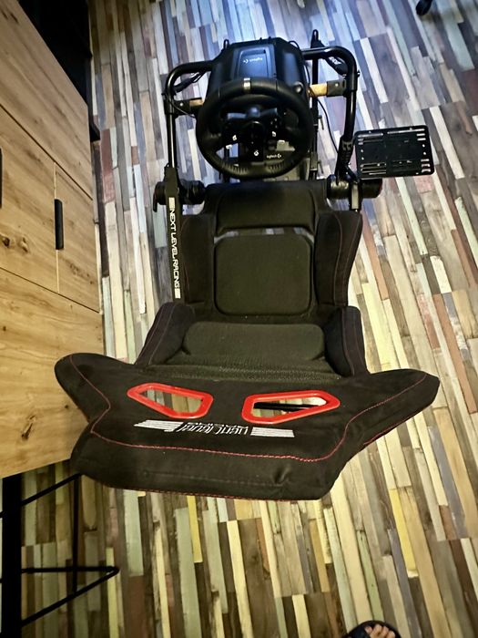 Zestaw Next Level Racing GT Lite Pro wraz z kierownicą Logitech G920