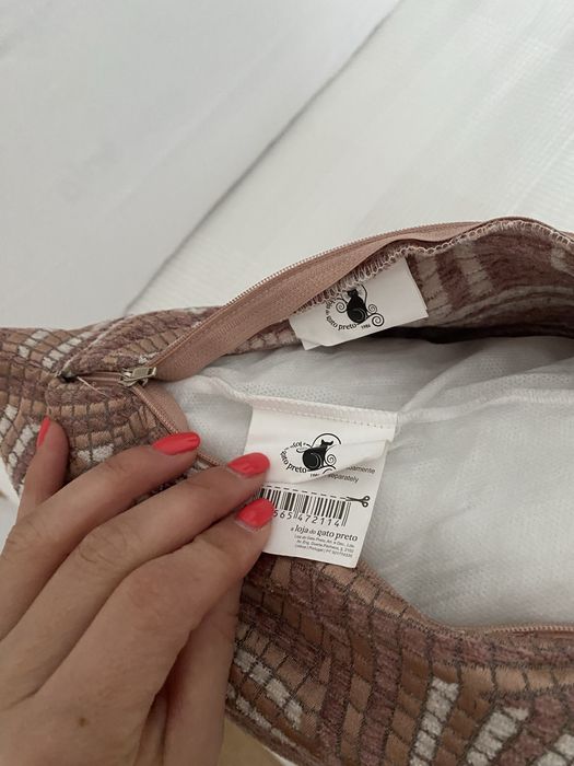 Almofadas mais capa de decoração - Gato Preto