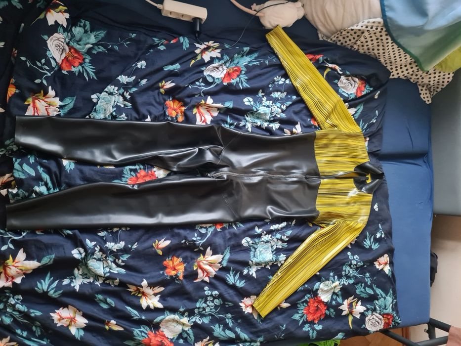 Czarny Lateksowy kombinezon latex catsuit