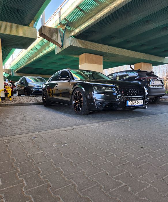 Sprzedam audi A8 D4, doinewstowane, zamiana