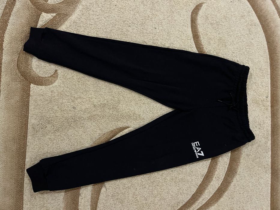 Продам штани Armani