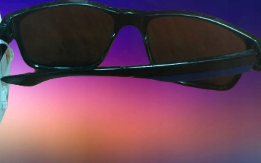 okulary przeciwsłoneczne muchy czarne z niebieskim serpaco uv-400