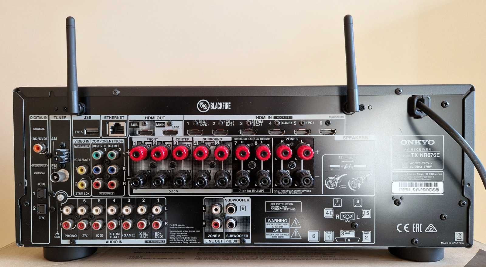 Amplituner sieciowy kina domowego Onkyo TX-NR676E